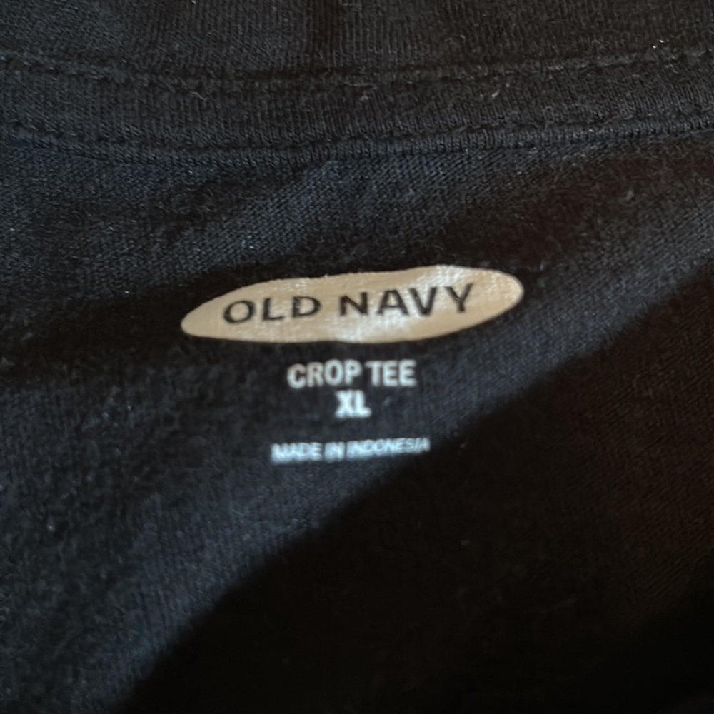 Cropped tee - Picture 2 of 2